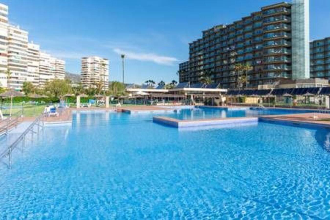 Playamar Waterfront Exclusive Apartment And Views Tower 2 Fl 14 Torremolinos Eksteriør bilde
