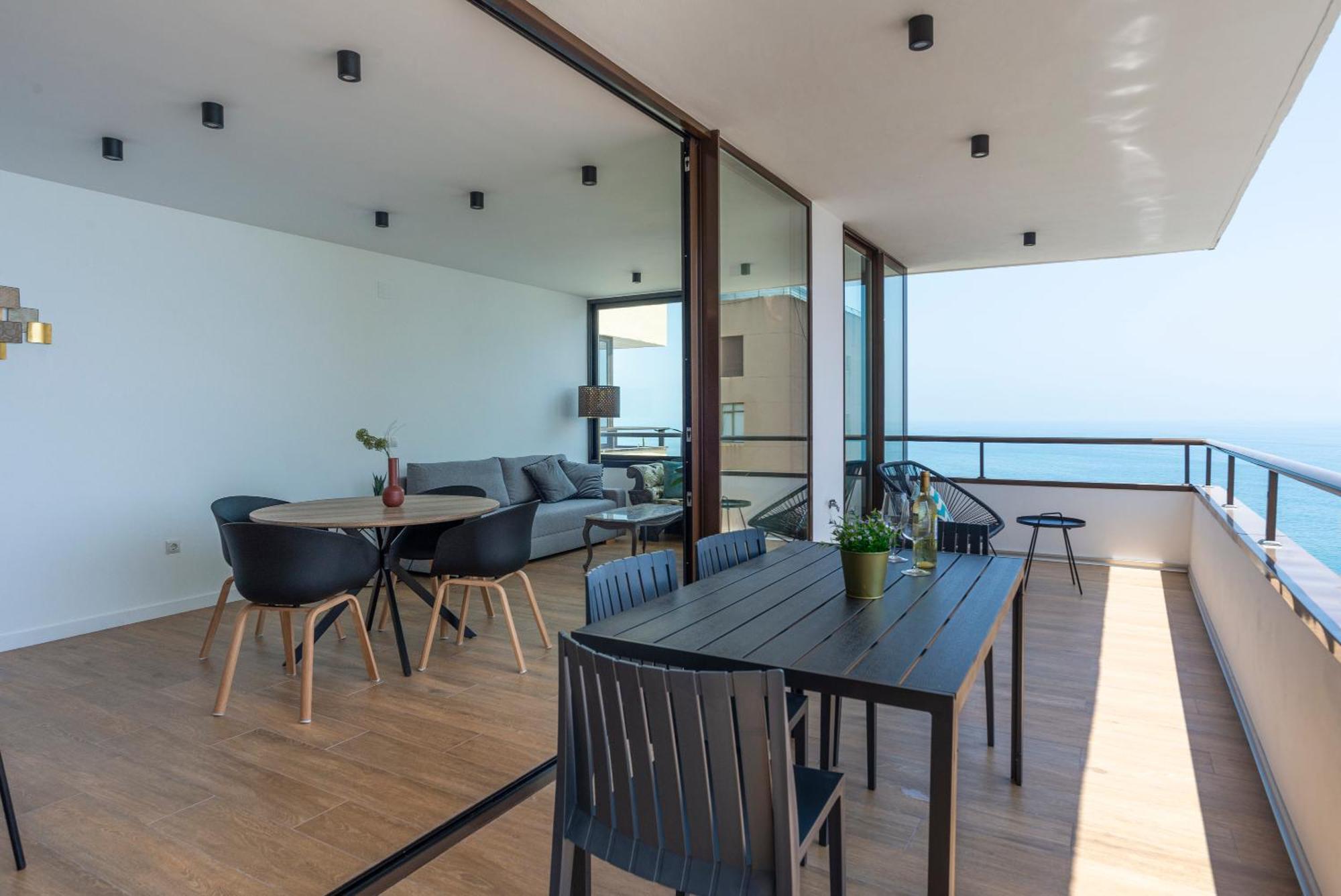 Playamar Waterfront Exclusive Apartment And Views Tower 2 Fl 14 Torremolinos Eksteriør bilde