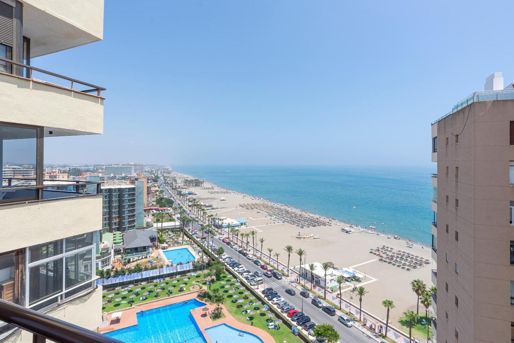 Playamar Waterfront Exclusive Apartment And Views Tower 2 Fl 14 Torremolinos Eksteriør bilde