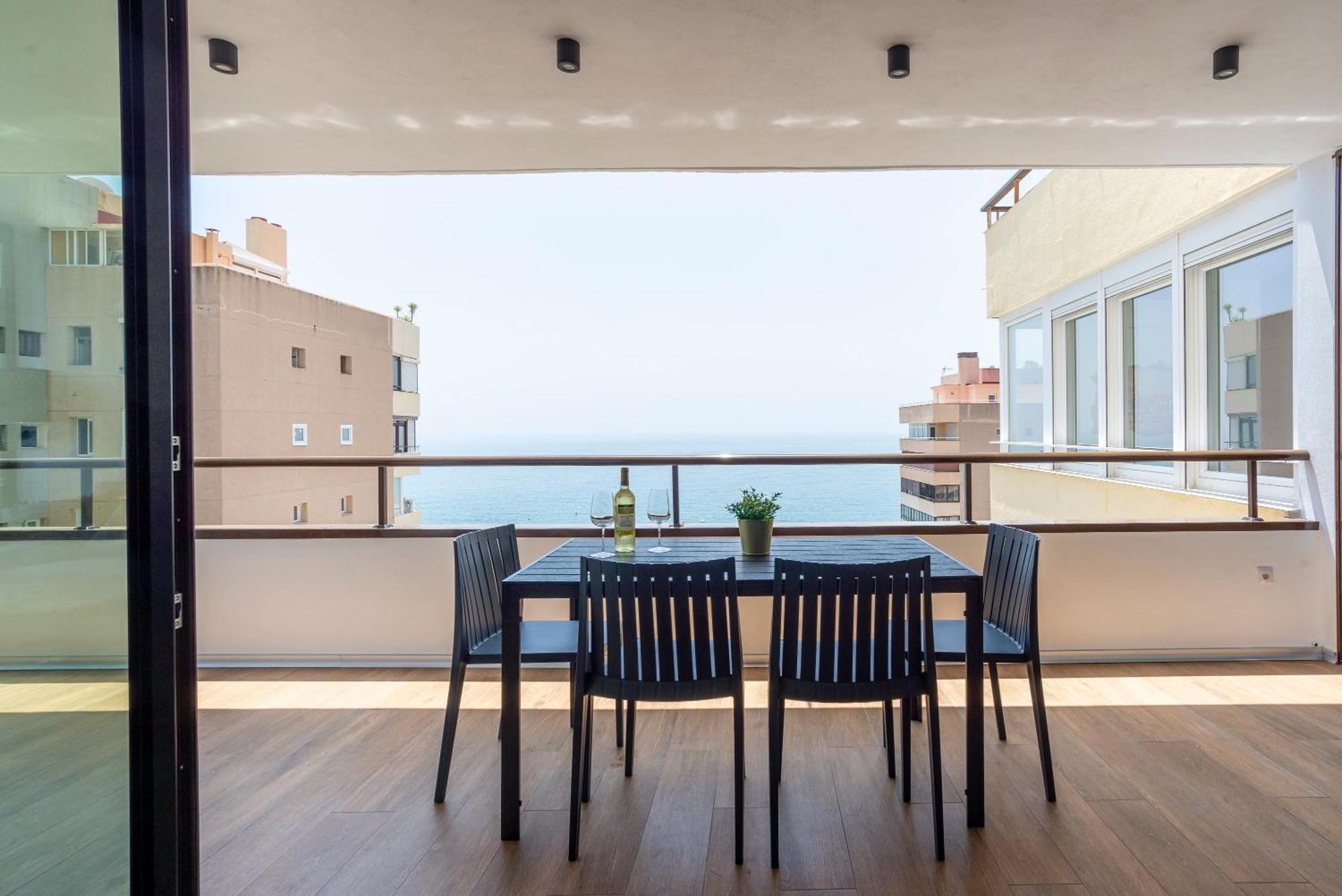 Playamar Waterfront Exclusive Apartment And Views Tower 2 Fl 14 Torremolinos Eksteriør bilde