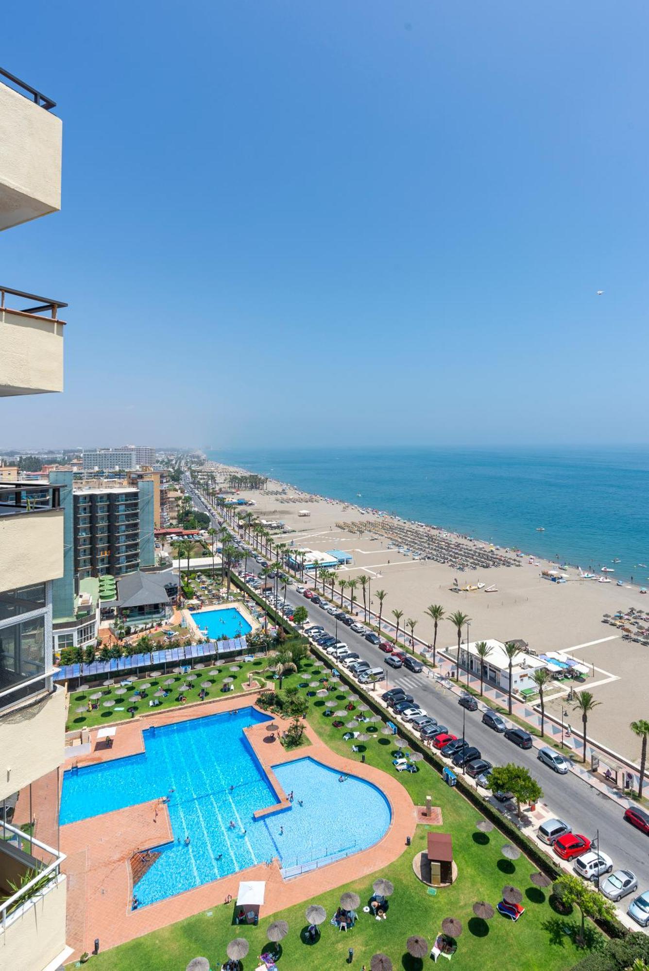 Playamar Waterfront Exclusive Apartment And Views Tower 2 Fl 14 Torremolinos Eksteriør bilde